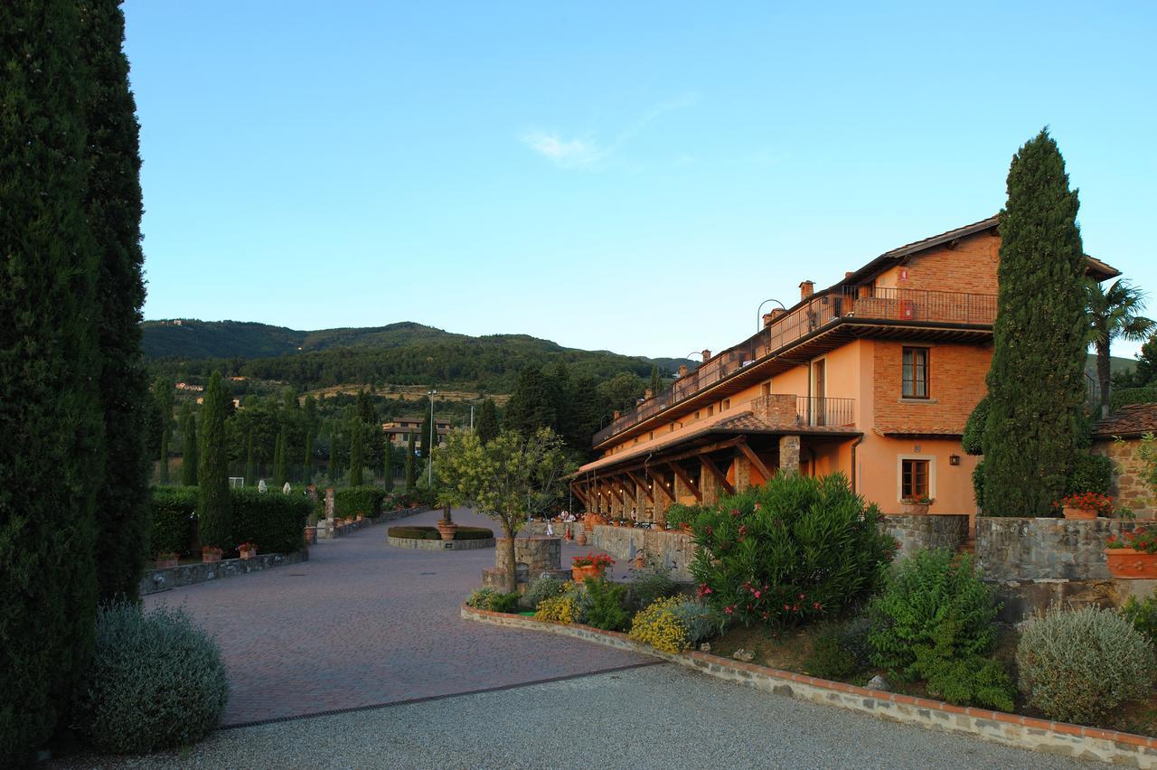 La Piazza Di San Donato Aparthotel Reggello Buitenkant foto