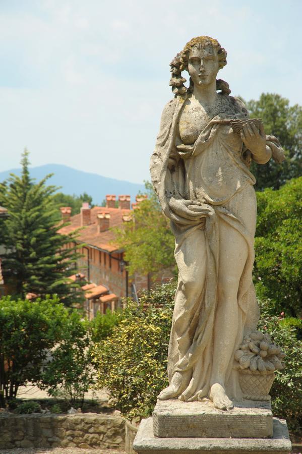 La Piazza Di San Donato Aparthotel Reggello Buitenkant foto